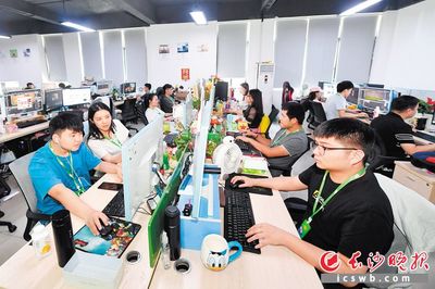 湖南草花互動 六年耕耘，以科技研發驅動營收持續高增長